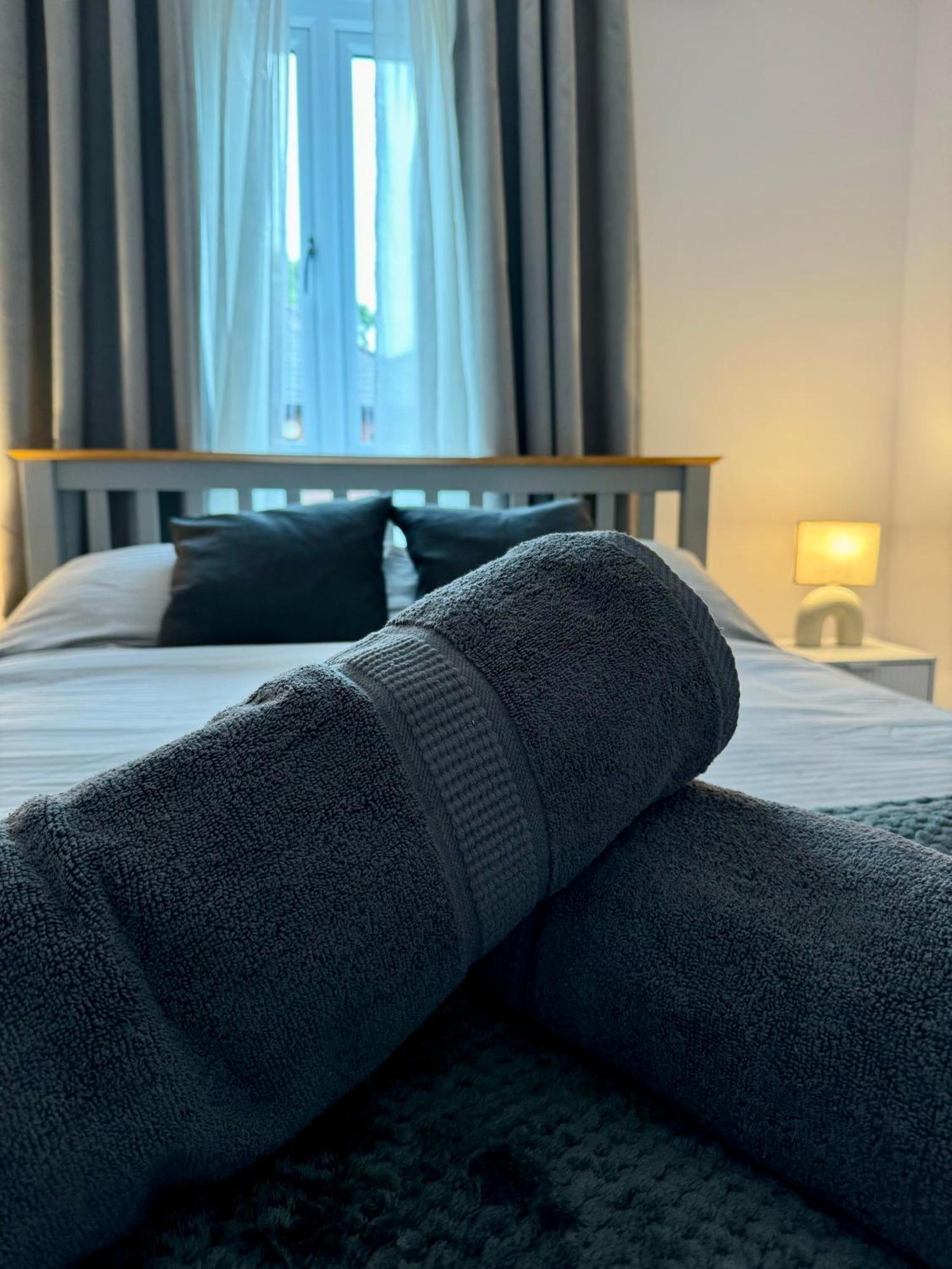 Apartament Brand New Flat 5 With Free Parking And Fast Wifi York Zewnętrze zdjęcie