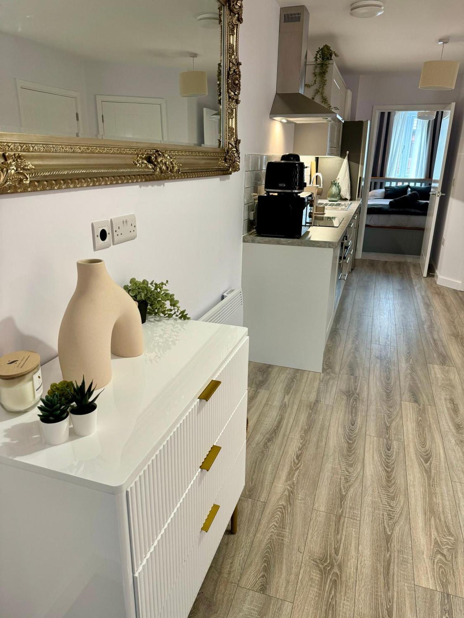 Apartament Brand New Flat 5 With Free Parking And Fast Wifi York Zewnętrze zdjęcie